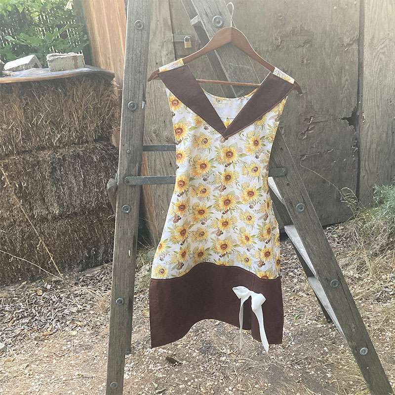 sunflower 20s apron